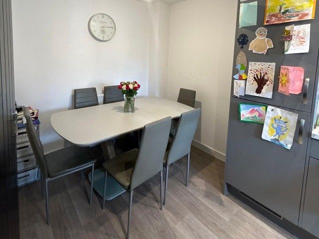 107 Tanners Meadow, Brockham, Surrey